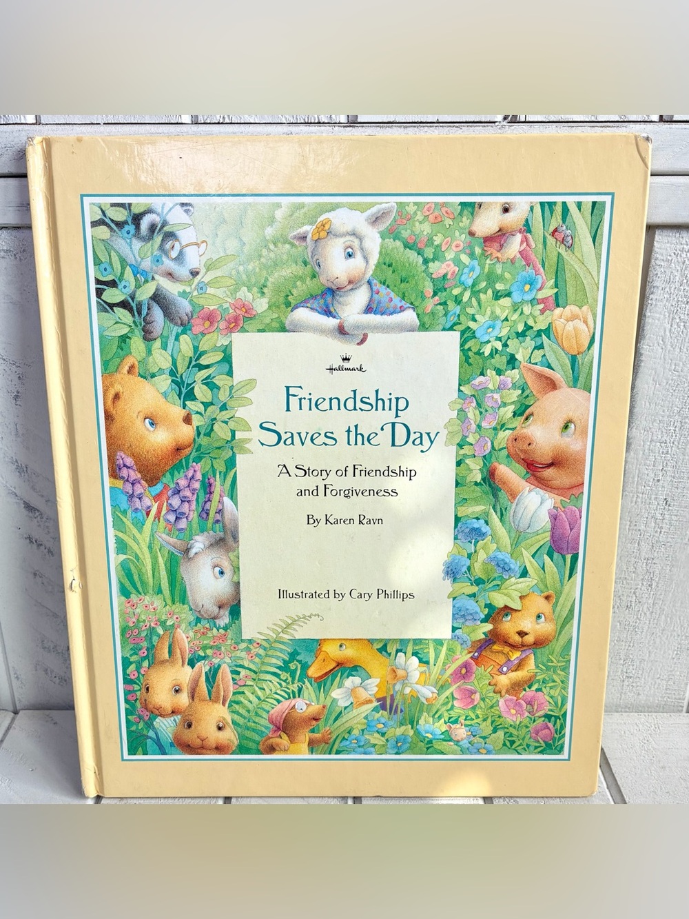 Hallmark Storybook Friendship Saves the Day Hardcover Karen Ravn 1998 Vintage